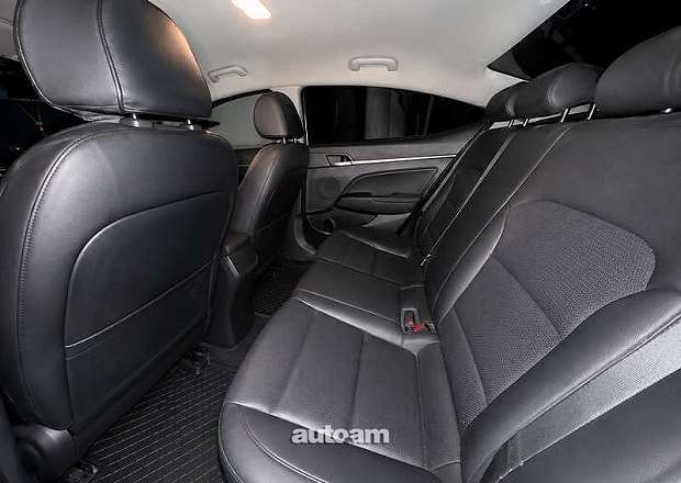 Hyundai Avante 2015 — фото 1
