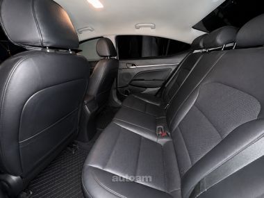 Hyundai Avante  2015 