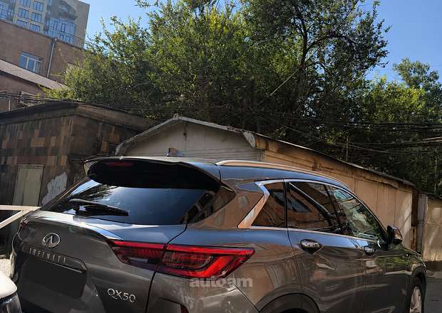 Infiniti QX50