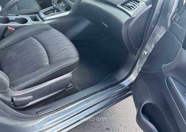 Nissan Sentra 2018 — լուսանկար 6