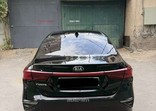 Kia Forte 2020 — լուսանկար 5