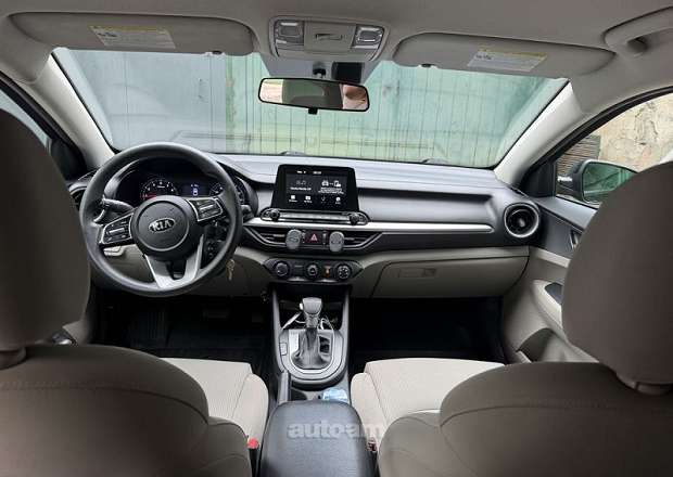 Kia Forte 2020 — լուսանկար 11