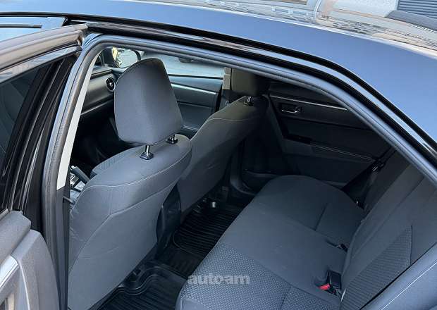 Toyota Corolla 2017 — լուսանկար 6