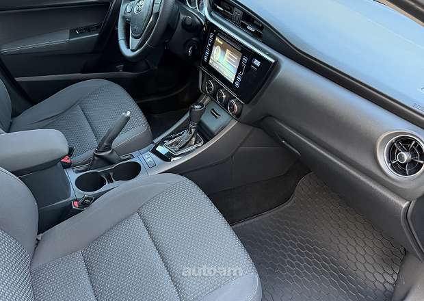 Toyota Corolla 2017 — լուսանկար 5