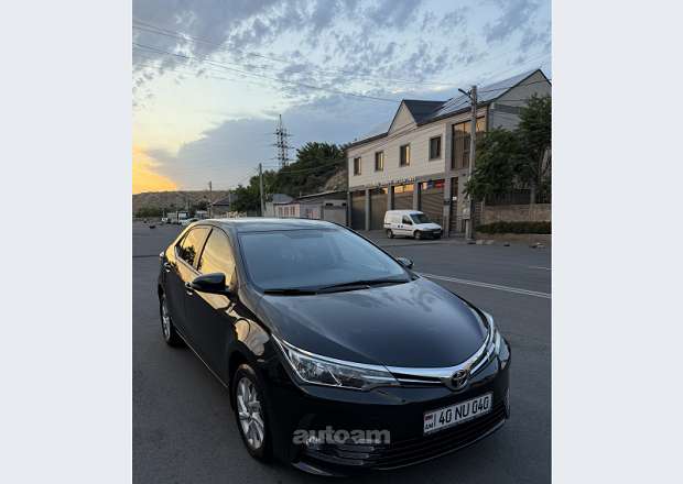 Toyota Corolla 2017 — լուսանկար 1