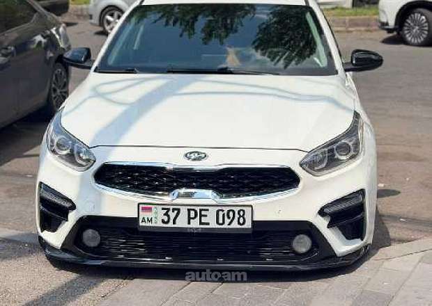 Kia Forte 2019 — լուսանկար 1