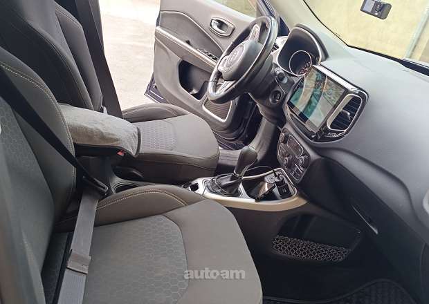 Jeep Compass 2019 — լուսանկար 9