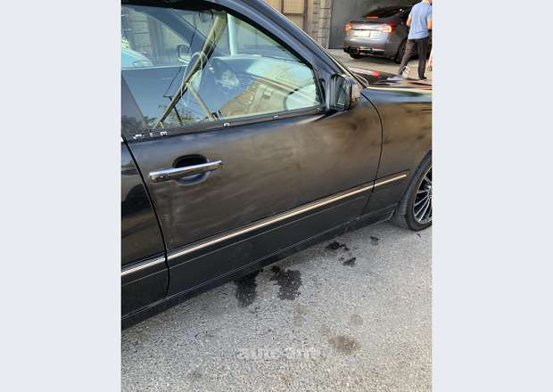 Mercedes-Benz E 320 1999 — լուսանկար 3