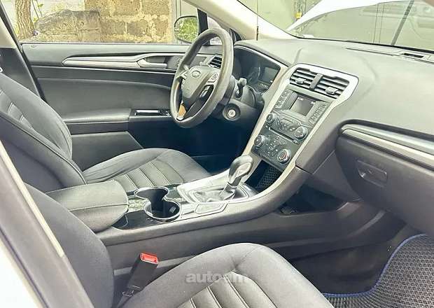 Ford Fusion 2014 — լուսանկար 14