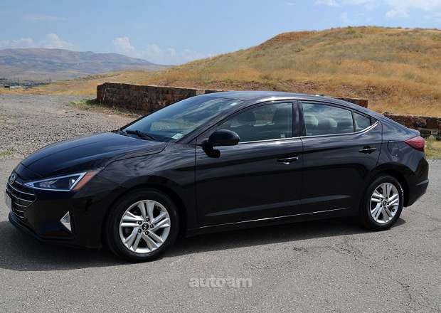 Hyundai Elantra 2020 — լուսանկար 5