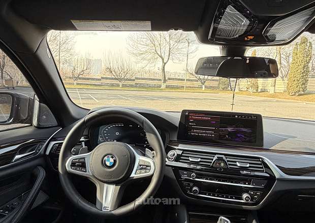 BMW 530 2021 — լուսանկար 6