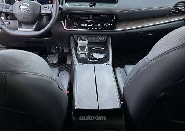 Nissan Rogue 2025 — photo 10