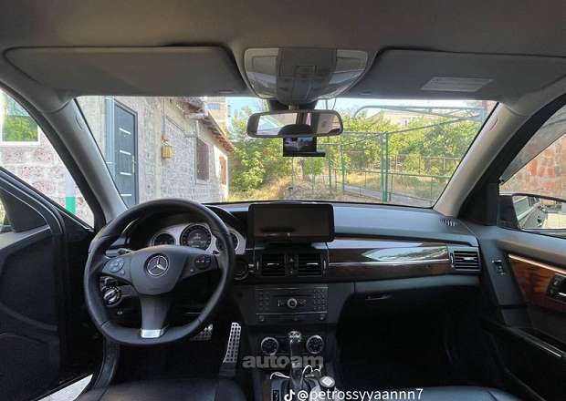 Mercedes-Benz GLK 300