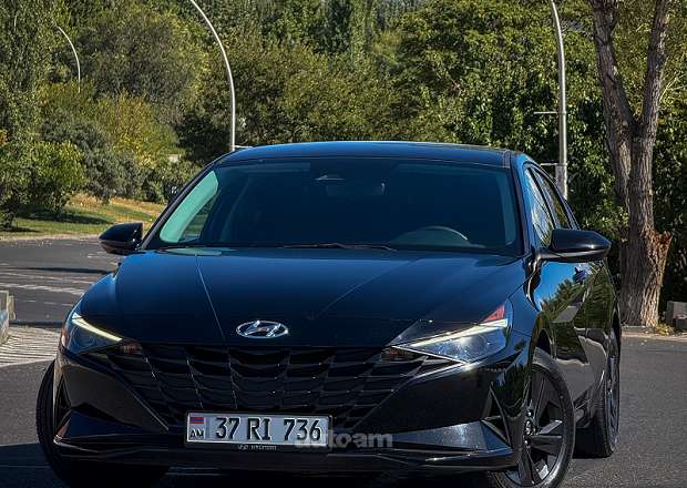 Hyundai Elantra 2023 — լուսանկար 1