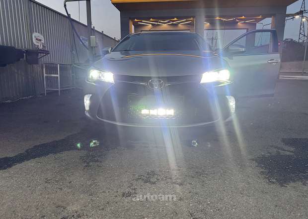 Toyota Camry 2016 — լուսանկար 2