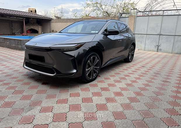 Toyota Bz4X 2024 — լուսանկար 2