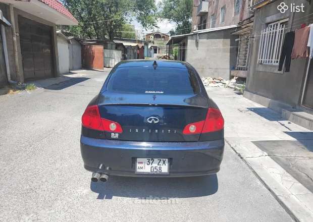 Infiniti G35 2005 — photo 2