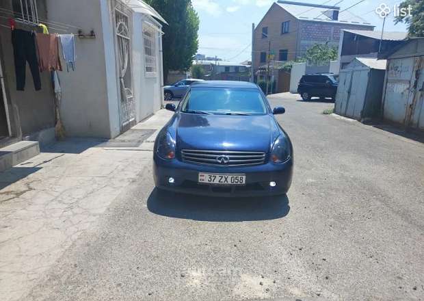 Infiniti G35 2005 — photo 1