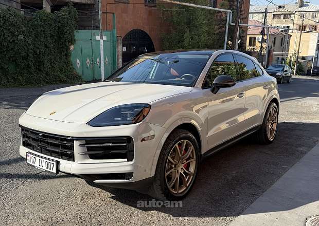 Porsche Cayenne Coupe 2023 — լուսանկար 2