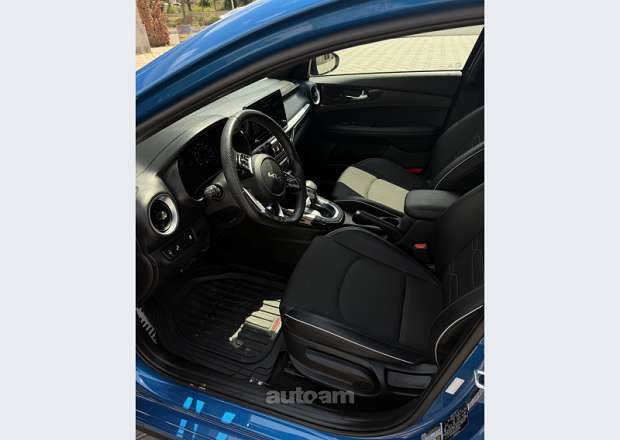 Kia Forte 2023 — լուսանկար 6