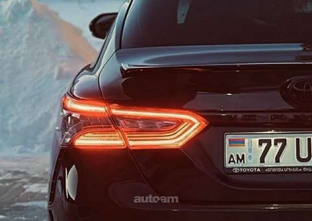 Toyota Camry 2020 — photo 6