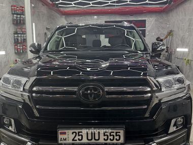 Toyota Land Cruiser 200  2020 