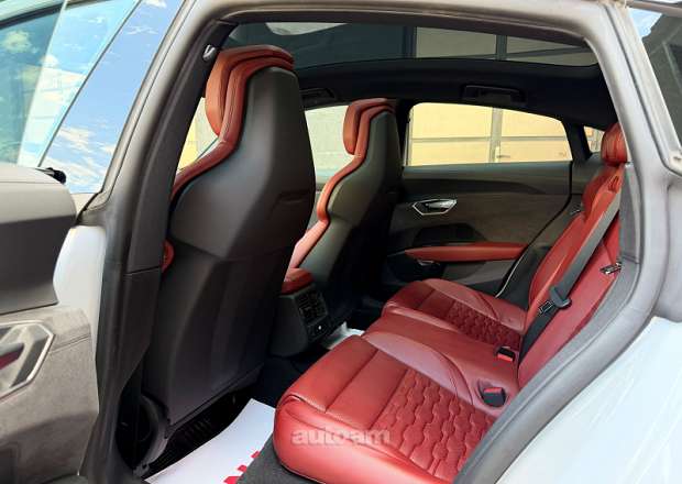 Audi e-tron GT 2024 — լուսանկար 8