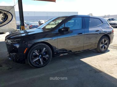 BMW iX  2024 