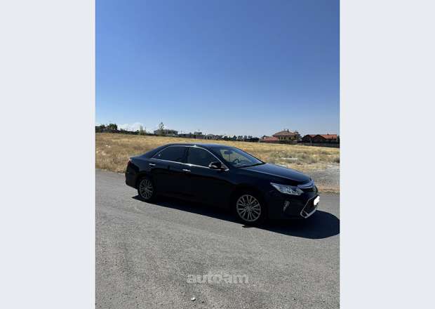 Toyota Camry 2017 — լուսանկար 4