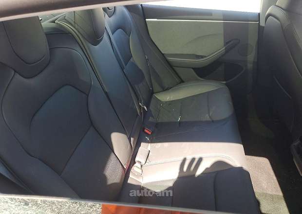 Tesla Model 3 2024 — լուսանկար 8