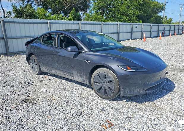 Tesla Model 3 2024 — լուսանկար 4