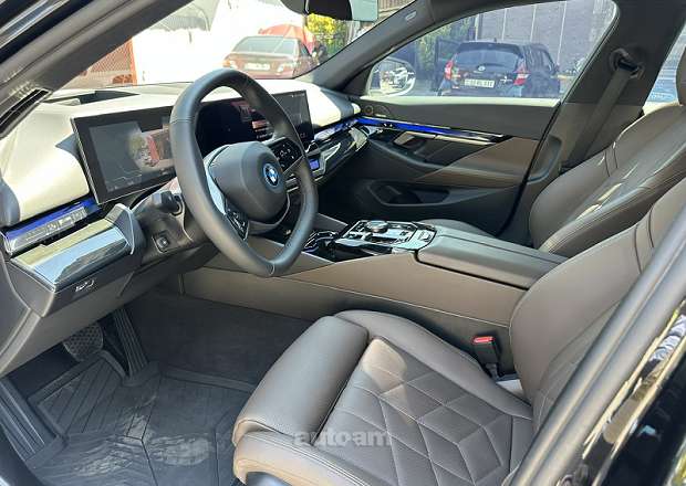 BMW i5 2024 — фото 9
