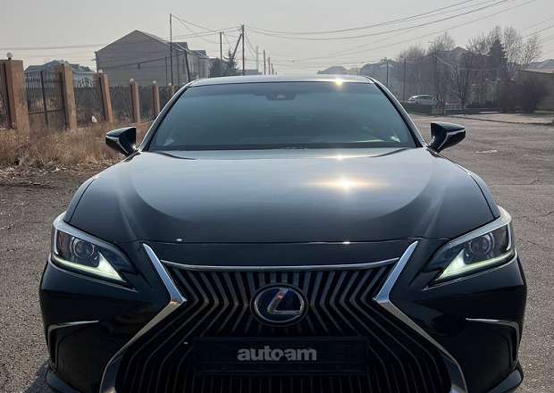 Lexus ES 300 2020 — լուսանկար 3
