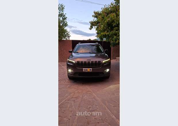 Jeep Cherokee 2020 — լուսանկար 1