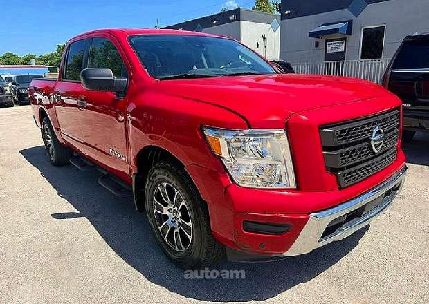 Nissan Titan