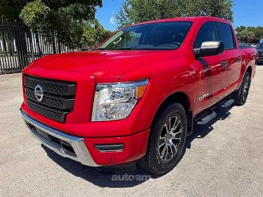 Nissan Titan  2022 