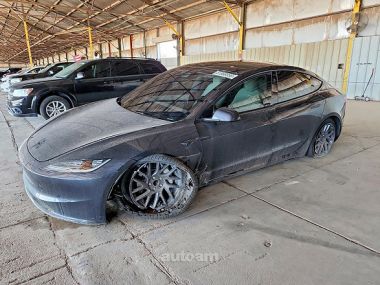 Tesla Model 3  2025 