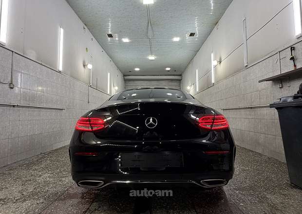 Mercedes-Benz C 200