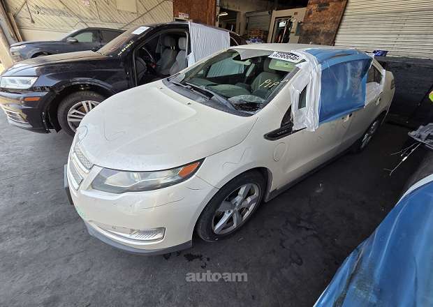 Chevrolet Volt 2013 — լուսանկար 3