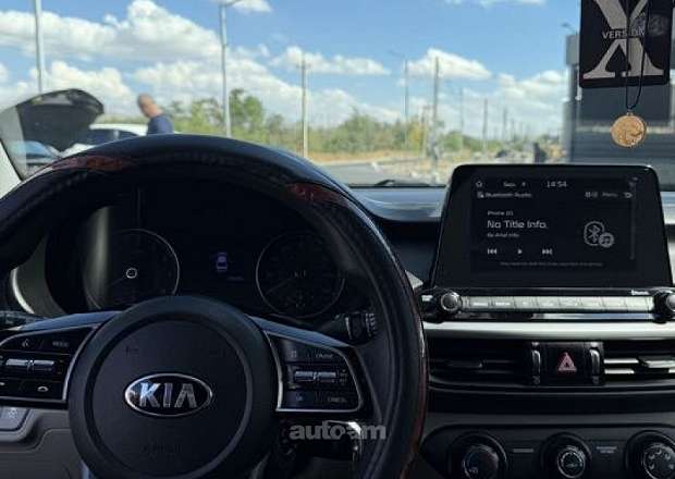 Kia Forte 2020 — լուսանկար 6