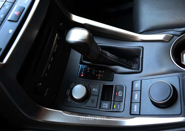 Lexus NX 200 2016 — լուսանկար 8