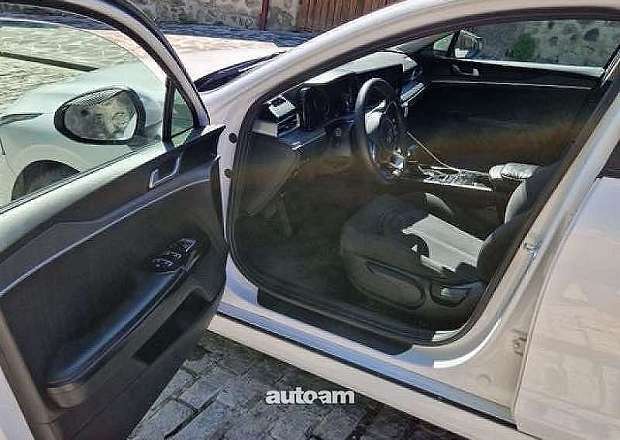 Kia K5 2021 — լուսանկար 8
