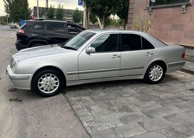 Mercedes-Benz E-Class 2000 — լուսանկար 7