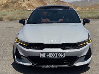 Kia K5  2021 