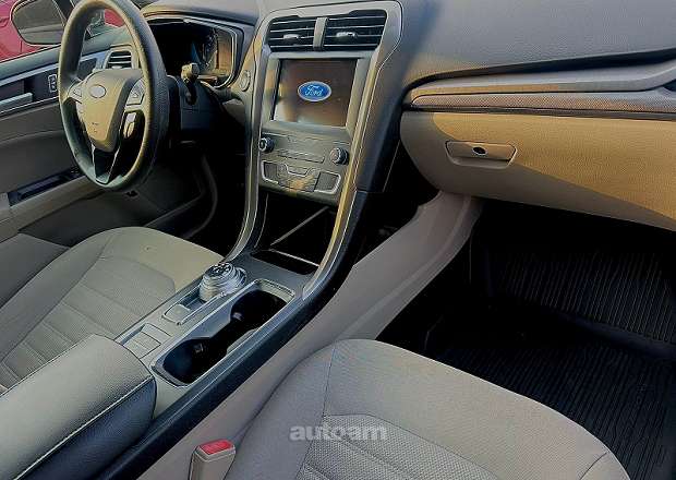 Ford Fusion 2018 — լուսանկար 12