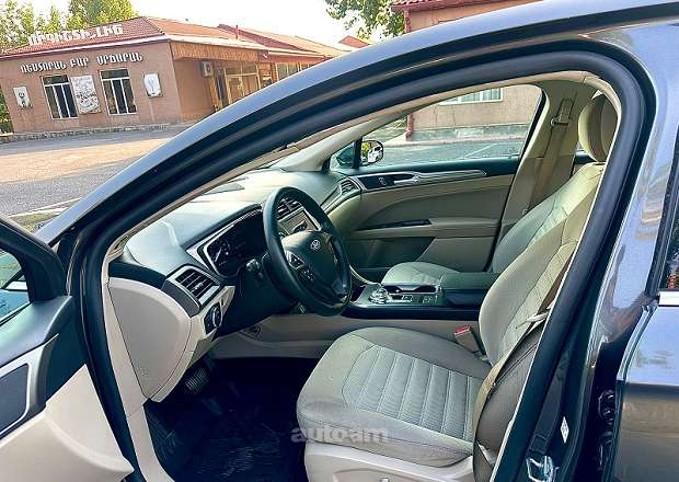 Ford Fusion 2018 — լուսանկար 9