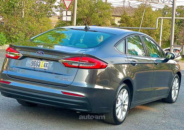 Ford Fusion 2018 — լուսանկար 5