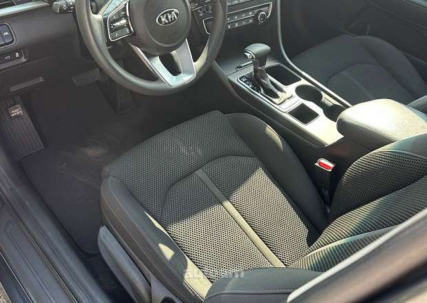 Kia Optima 2019 — լուսանկար 10