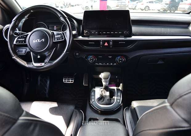 Kia Forte 2022 — լուսանկար 6
