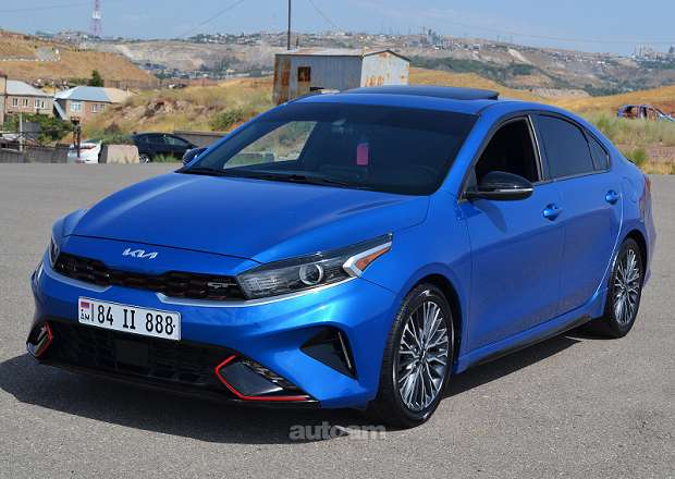 Kia Forte 2022 — լուսանկար 2